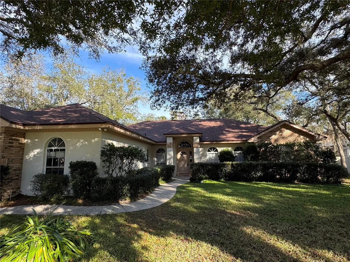 Central Florida Real Estate | View 252 SHADY OAKS CIRCLE | Listing