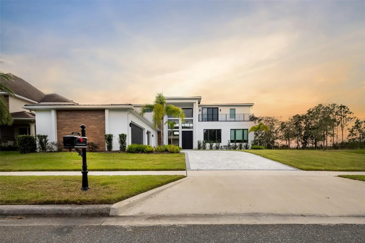 Central Florida Real Estate | View 15614 ESPALIER WAY | 5 Beds, 6 Baths