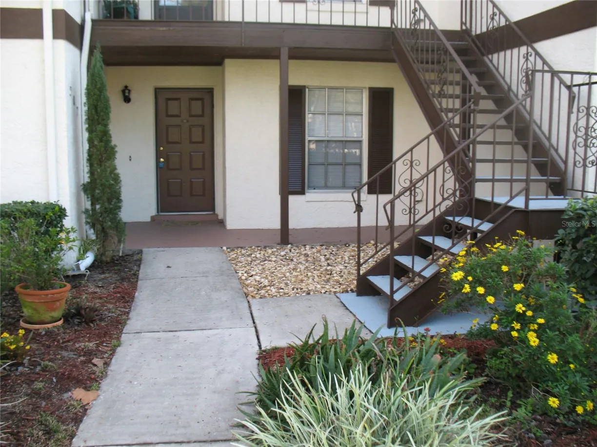 Central Florida Real Estate | View 600 NORTHERN WAY, 307 | 3 Beds, 2 Baths
