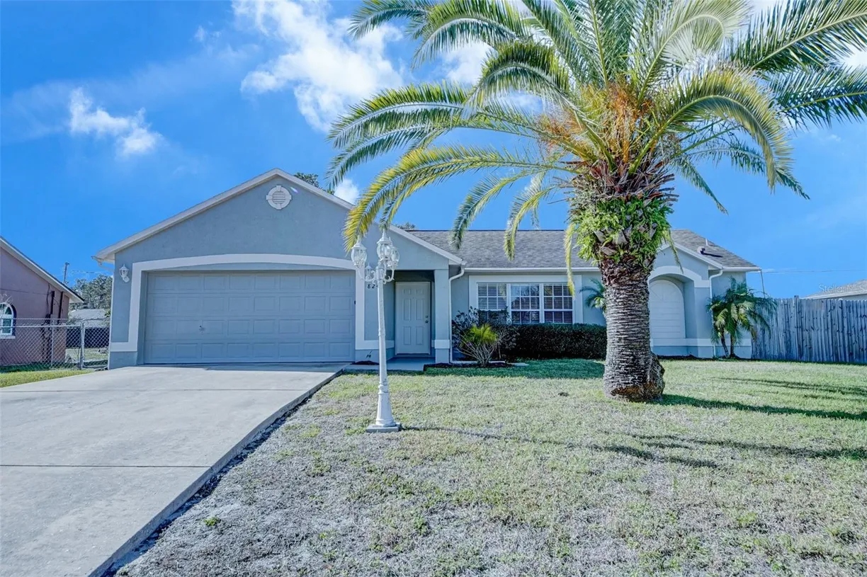 Central Florida Real Estate | View 824 MENTMORE CIRCLE | 3 Beds, 2 Baths