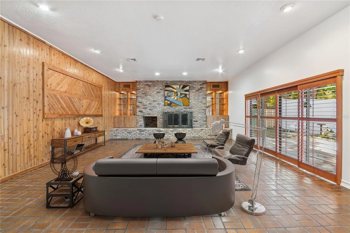 Central Florida Real Estate | View 1504 E ROBINSON STREET | Listing