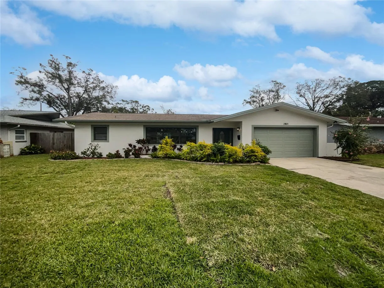 Sarasota/St. Petersburg Real Estate | View 2801 65TH WAY | 4 Beds, 3 Baths