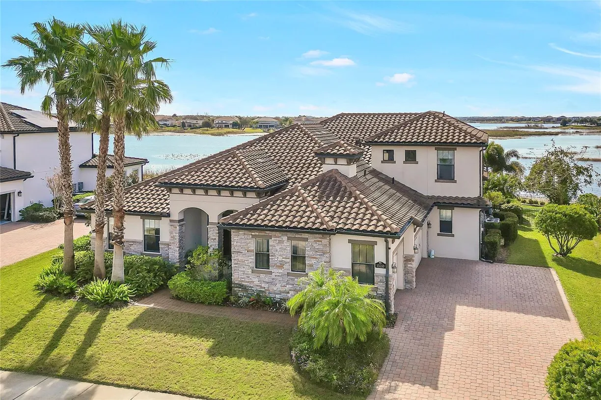Central Florida Real Estate | View 15550 AVENUE OF THE ARBORS | 5 Beds, 4 Baths