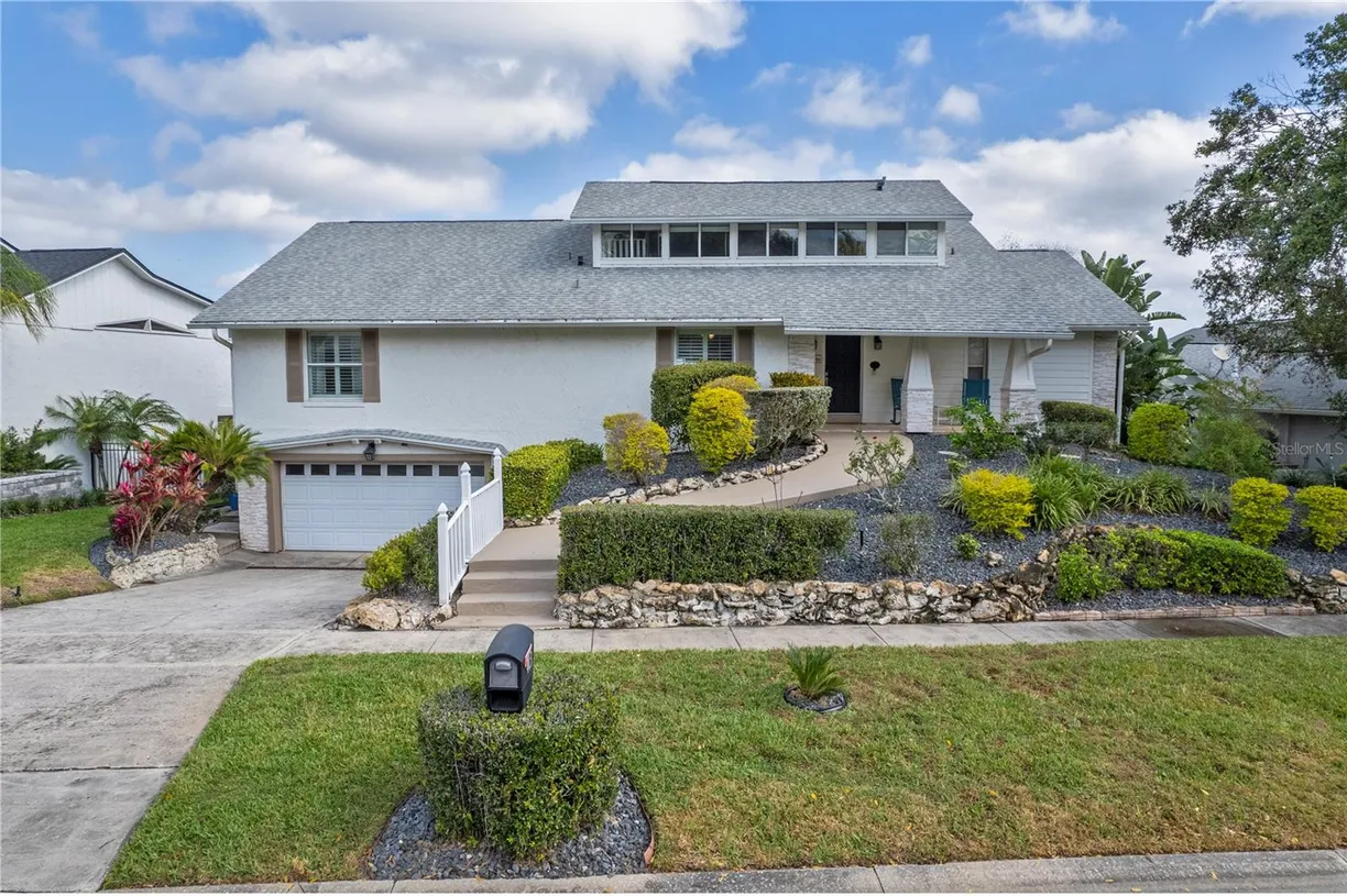 Central Florida Real Estate | View 403 BARCLAY AVENUE | 4 Beds, 3 Baths