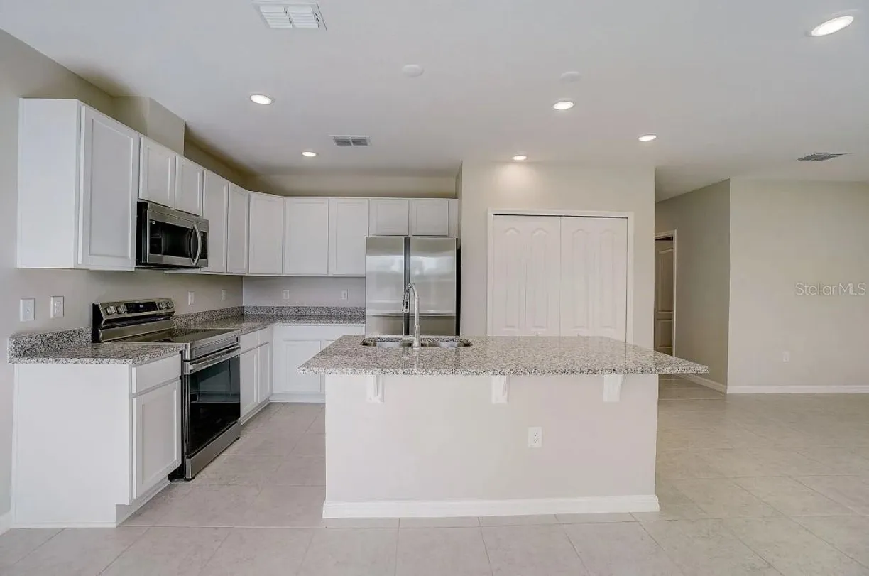 Central Florida Real Estate | View 315 MARQUEE DRIVE | Listing