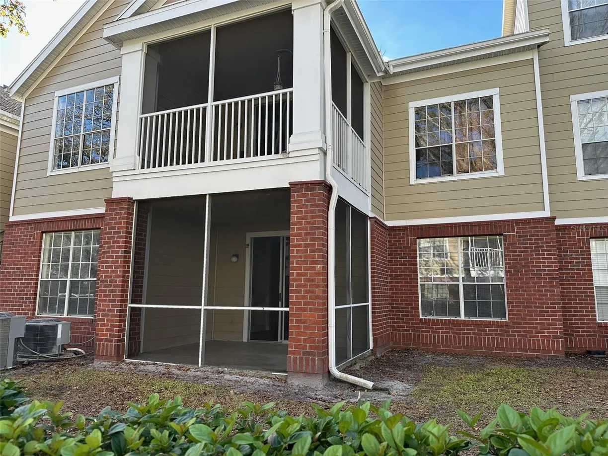 Central Florida Real Estate | View 13028 PLANTATION PARK CIRCLE, 1218 | 2 Beds, 2 Baths