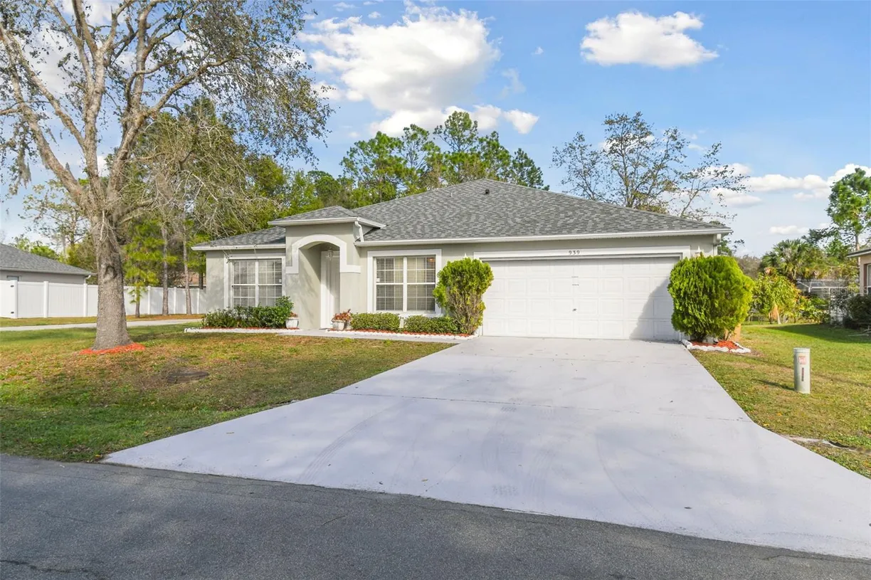 Central Florida Real Estate | View 939 VAN LOON COURT | Listing