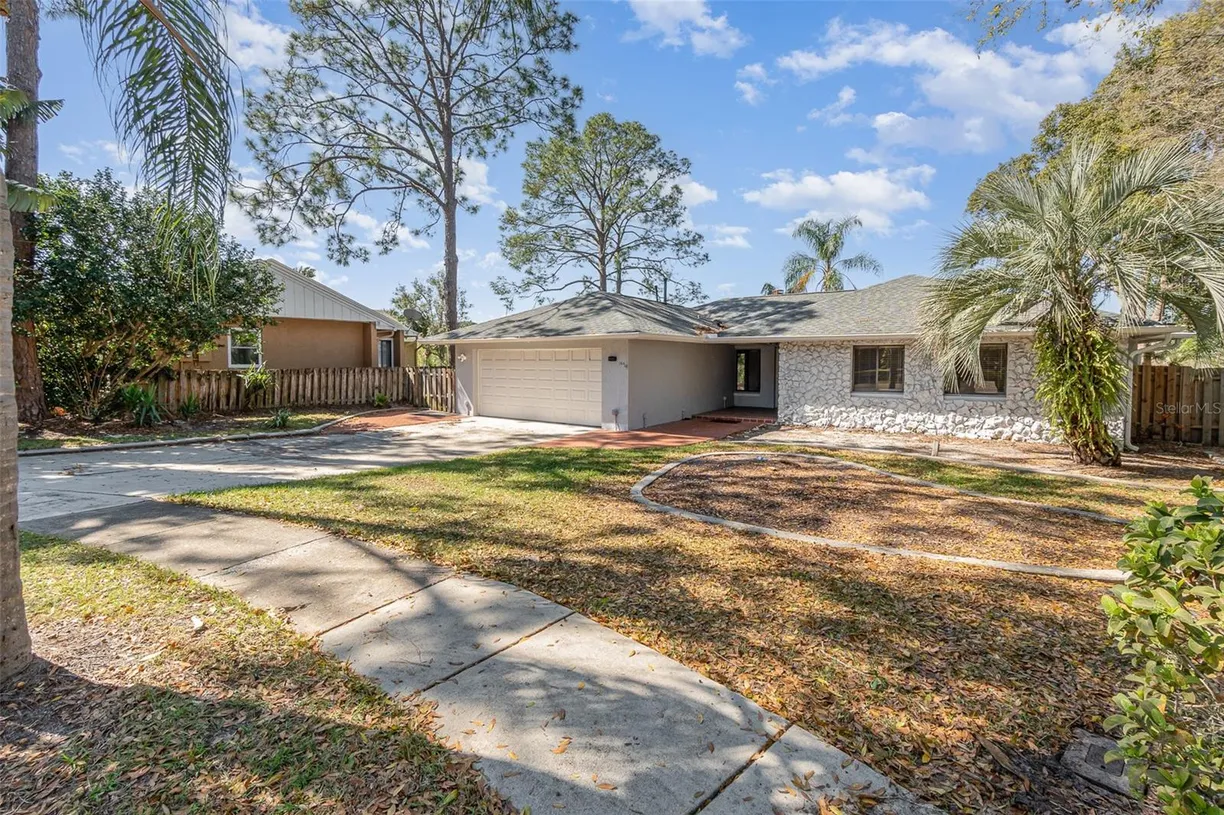 Central Florida Real Estate | View 184 DUBLIN DRIVE | Listing