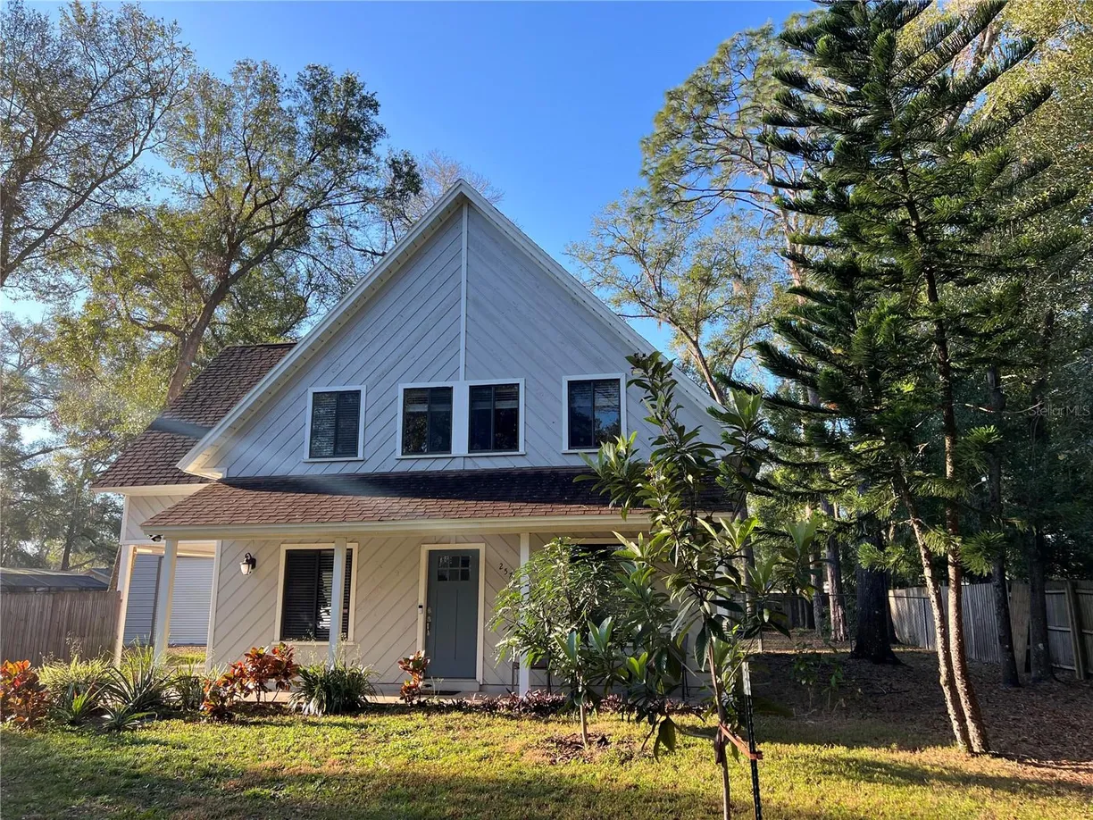 Central Florida Real Estate | View 25704 ABERDOVEY AVENUE | 4 Beds, 2 Baths
