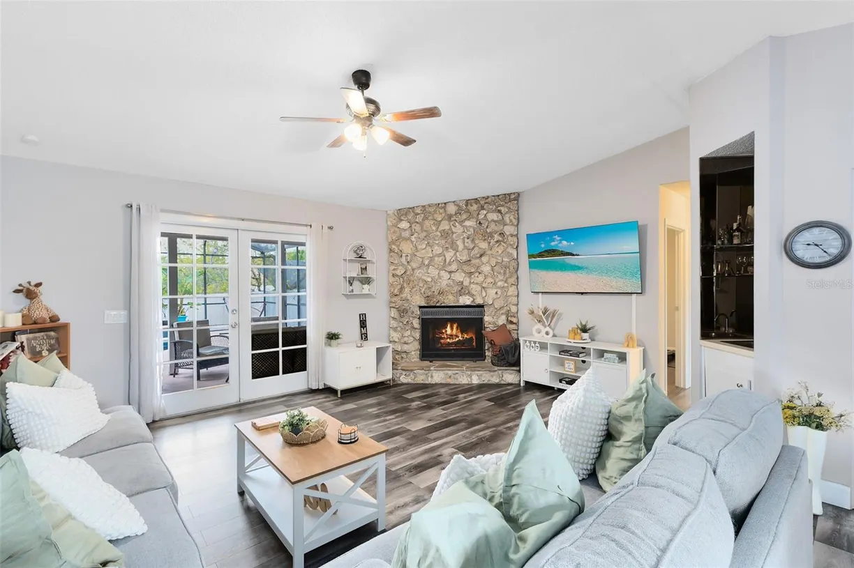 Central Florida Real Estate | View 409 SURREY RUN | Listing