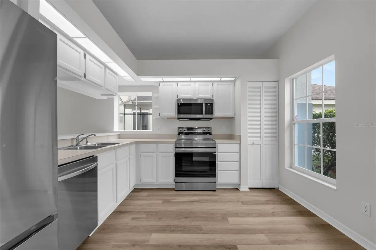 Central Florida Real Estate | View 5669 PARKVIEW LAKE DRIVE | Listing