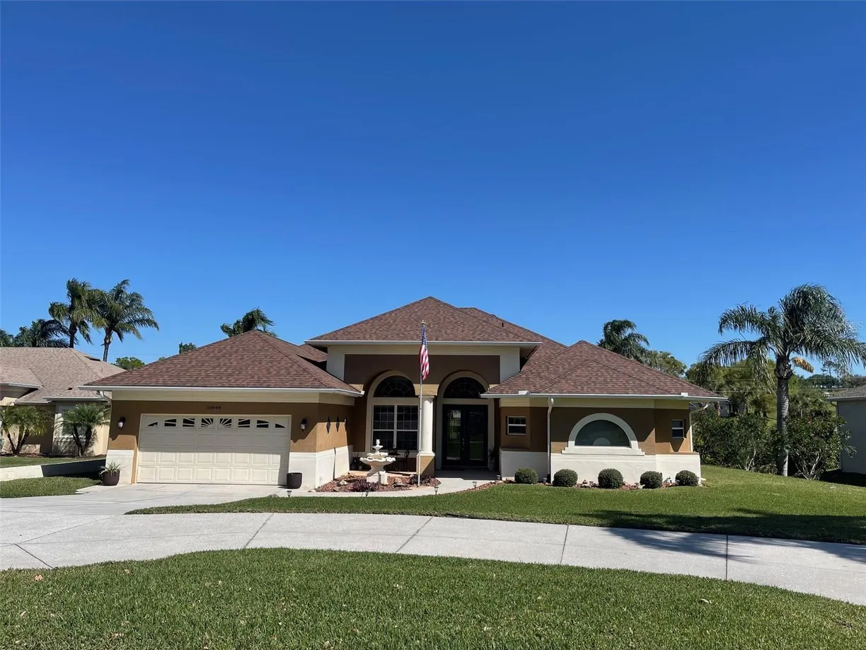 Central Florida Real Estate | View 10648 VISTA DEL SOL CIRCLE | 4 Beds, 3 Baths