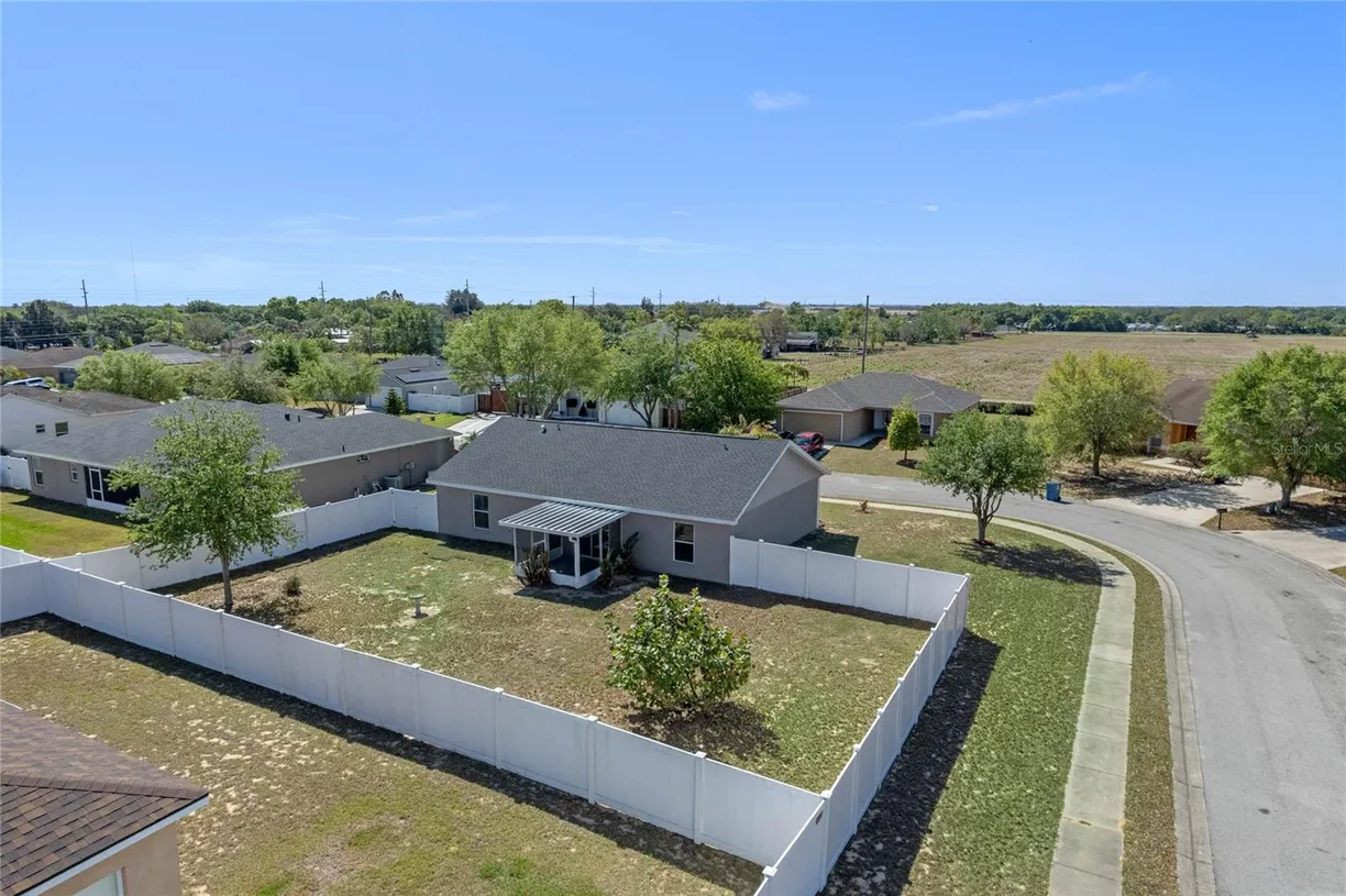 Central Florida Real Estate | View 1087 MYSTERY CIRCLE | Listing