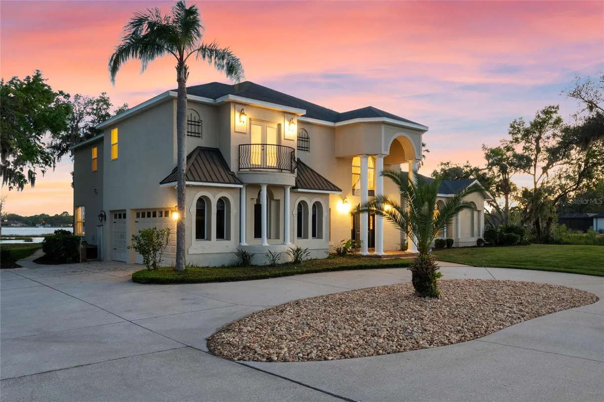 Central Florida Real Estate | View 10640 LAKE MINNEOLA SHORES | Listing
