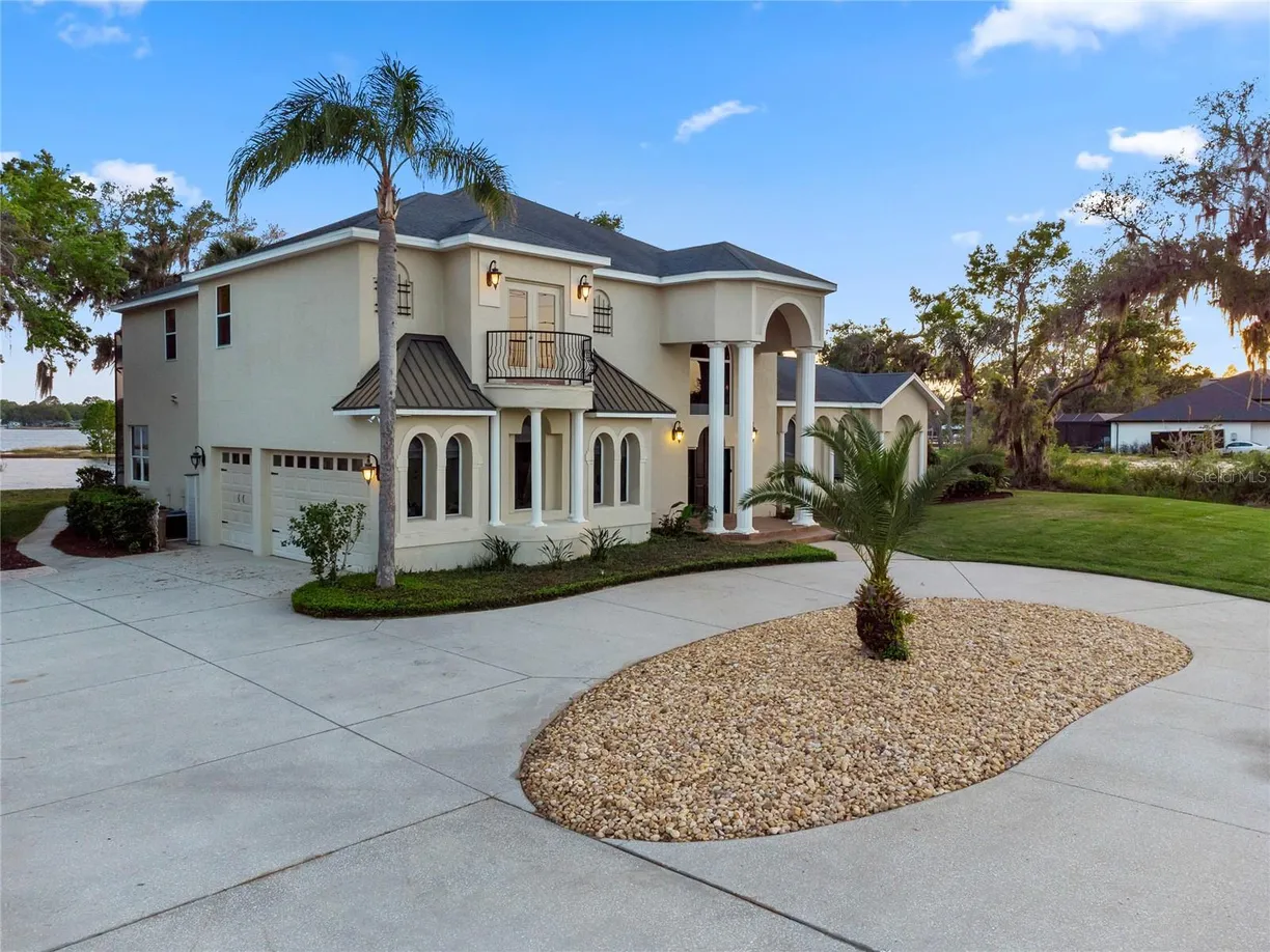 Central Florida Real Estate | View 10640 LAKE MINNEOLA SHORES | Listing