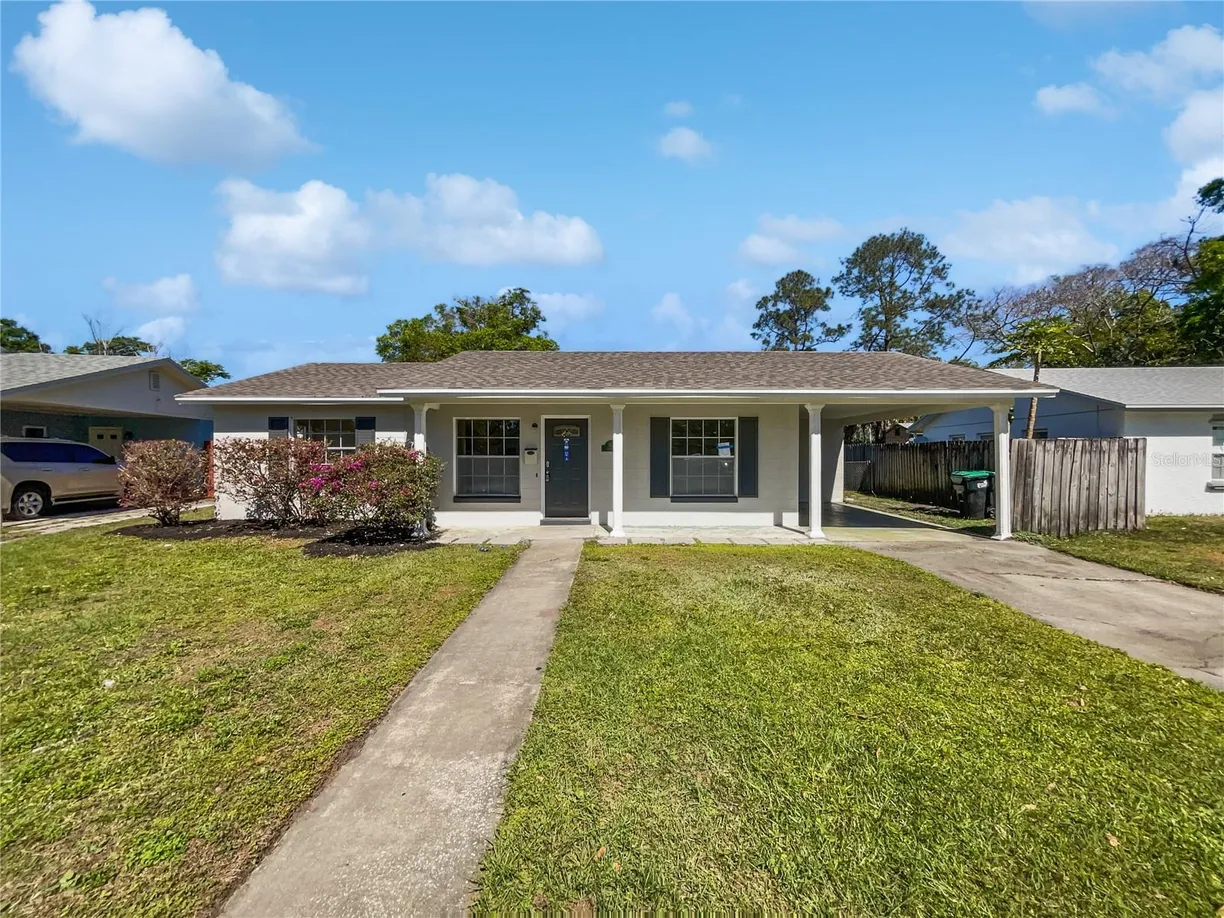 Central Florida Real Estate | View 5618 CARRIS COURT | 3 Beds, 1 Bath