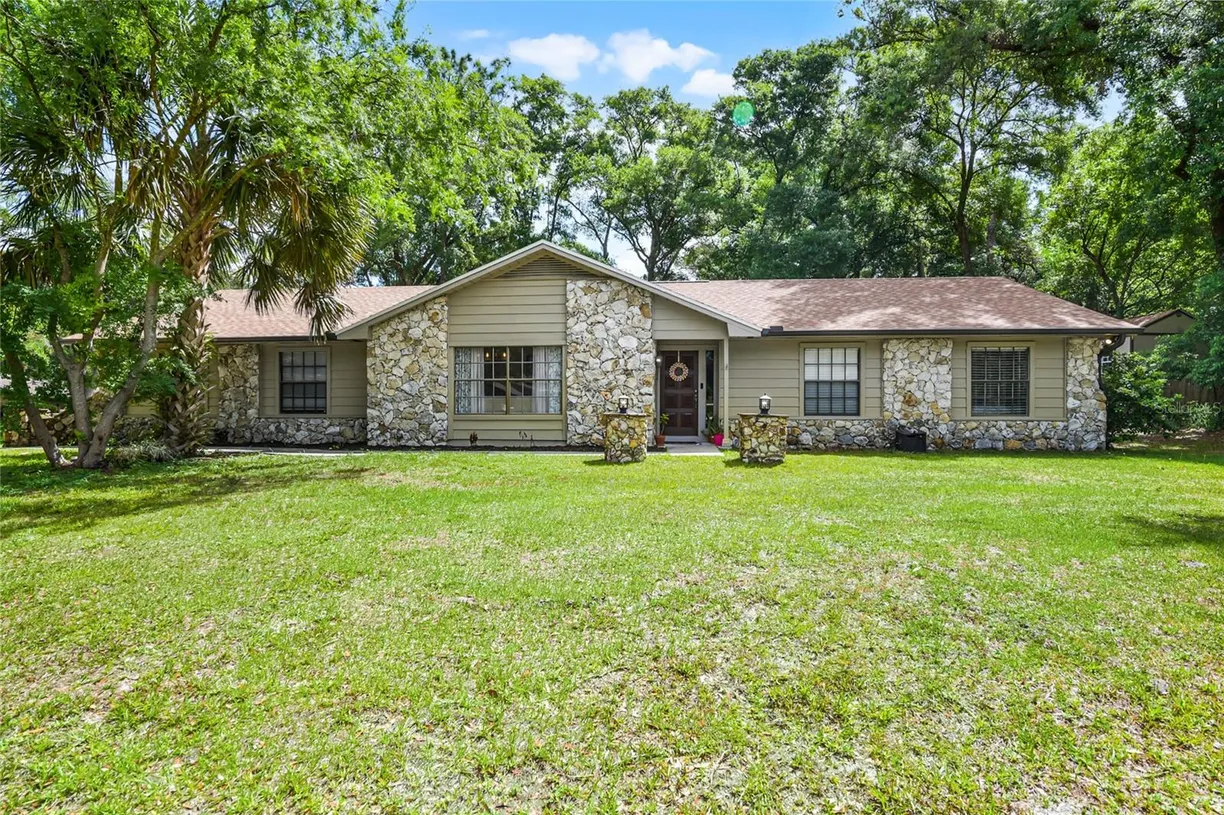 Central Florida Real Estate | View 889 TORCHWOOD DRIVE | Listing