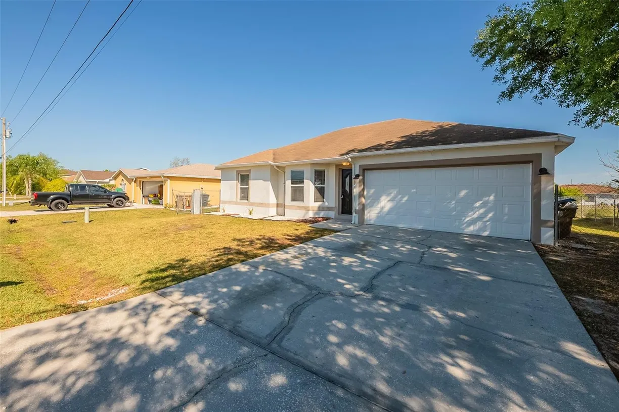 Central Florida Real Estate | View 104 BIRMINGHAM DRIVE | 3 Beds, 2 Baths