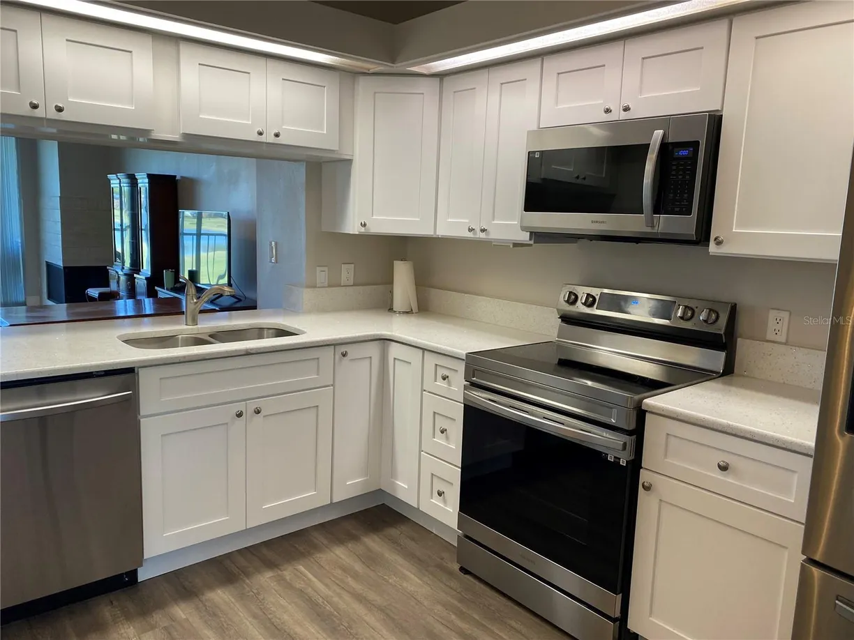 Central Florida Real Estate | View 459 HAMPTONCREST CIRCLE, 203 | Listing