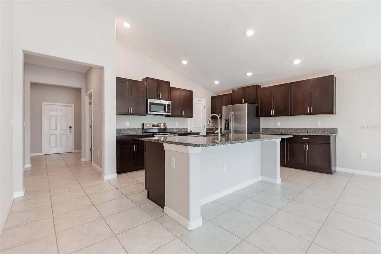 Sarasota/St. Petersburg Real Estate | View 13581 WILLOW BLUESTAR LOOP | Listing