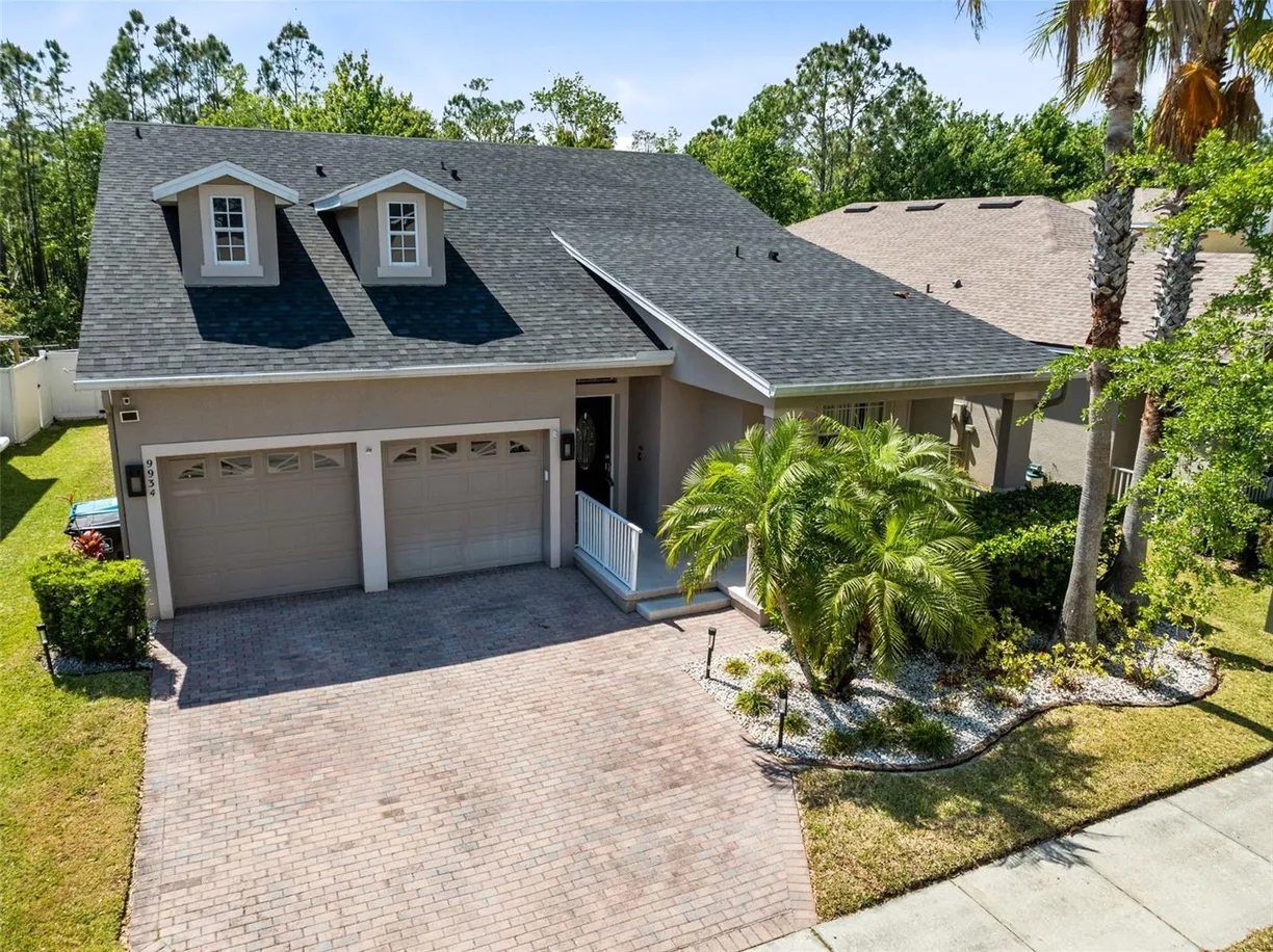 Central Florida Real Estate | View 9934 MOSS ROSE WAY | 3 Beds, 2 Baths