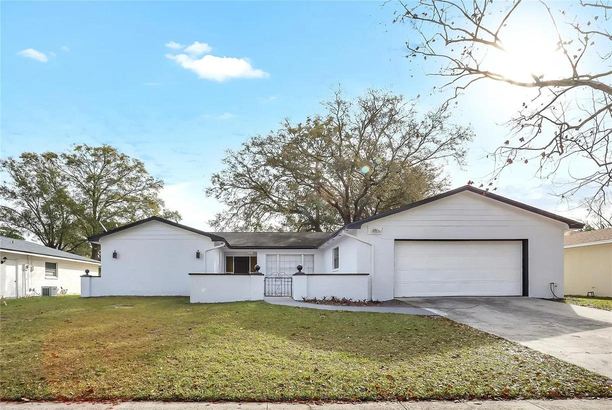 Central Florida Real Estate | View 621 ASHBERRY LANE | 4 Beds, 2 Baths