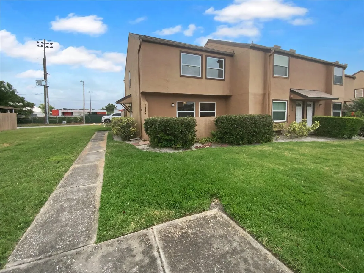 Sarasota/St. Petersburg Real Estate | View 1857 CLEARBROOKE DRIVE | 3 Beds, 2 Baths