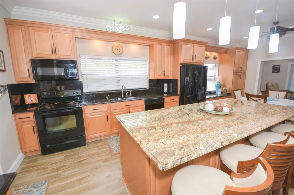 Central Florida Real Estate | View 531 HUXFORD COURT | Listing