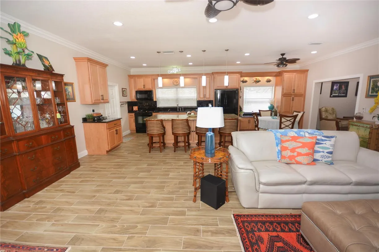 Central Florida Real Estate | View 531 HUXFORD COURT | Listing