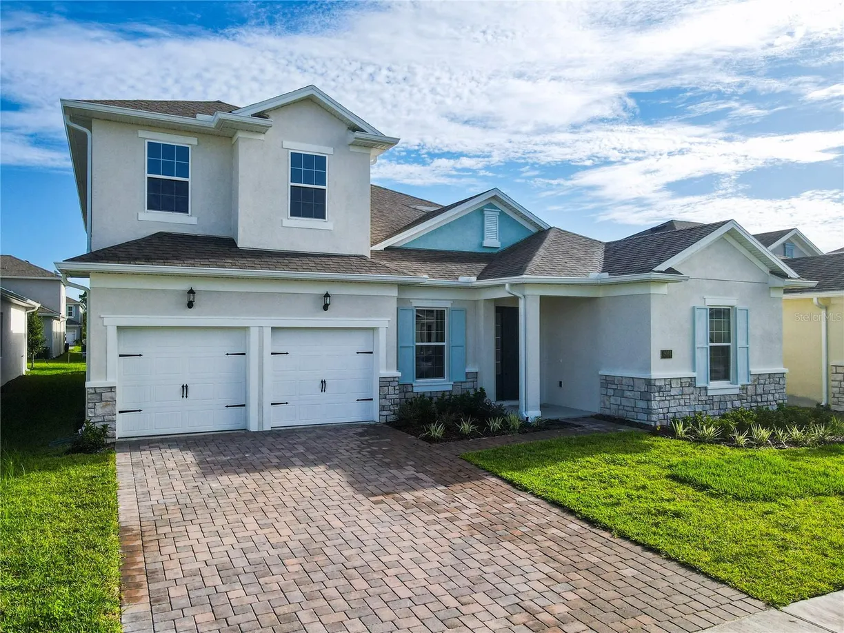 Central Florida Real Estate | View 19065 BLUELEAF STREET | Listing