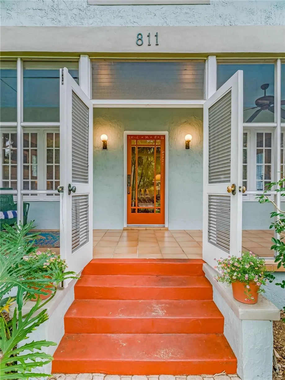 Central Florida Real Estate | View 811 LAUREL AVENUE | Listing