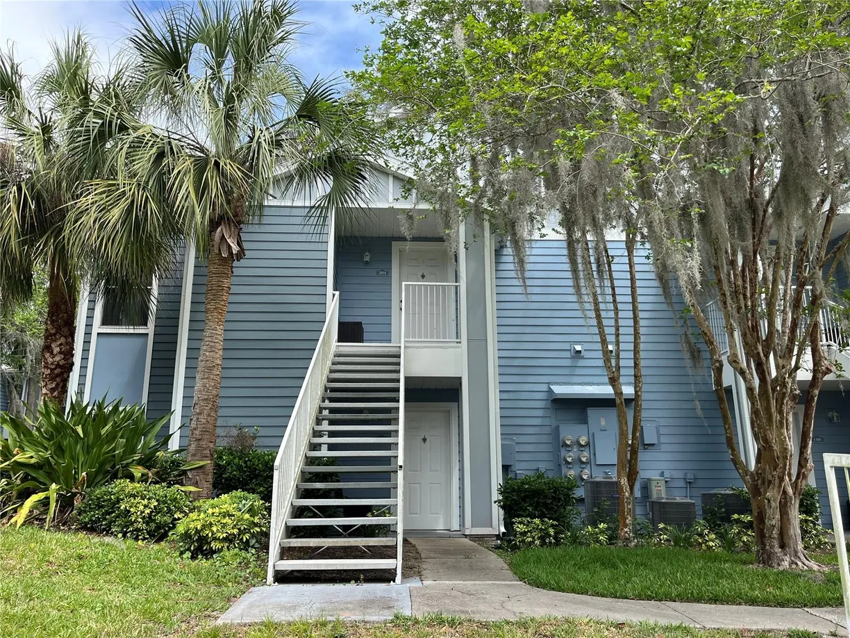 Central Florida Real Estate | View 2524 GRASSY POINT DRIVE, 104 | 1 Bed, 1 Bath