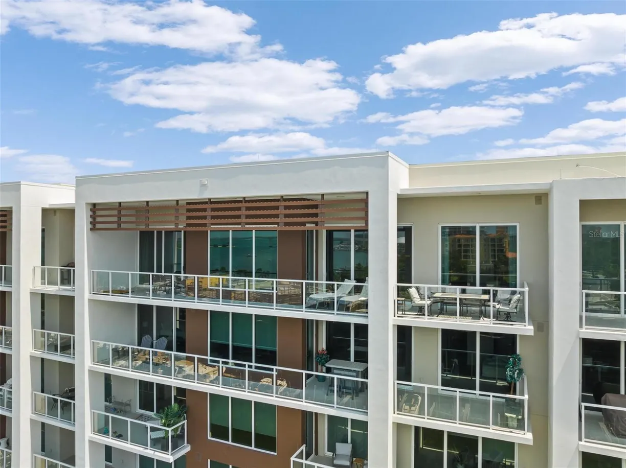 Sarasota/St. Petersburg Real Estate | View 920 N OSCEOLA AVENUE, 803 | Listing