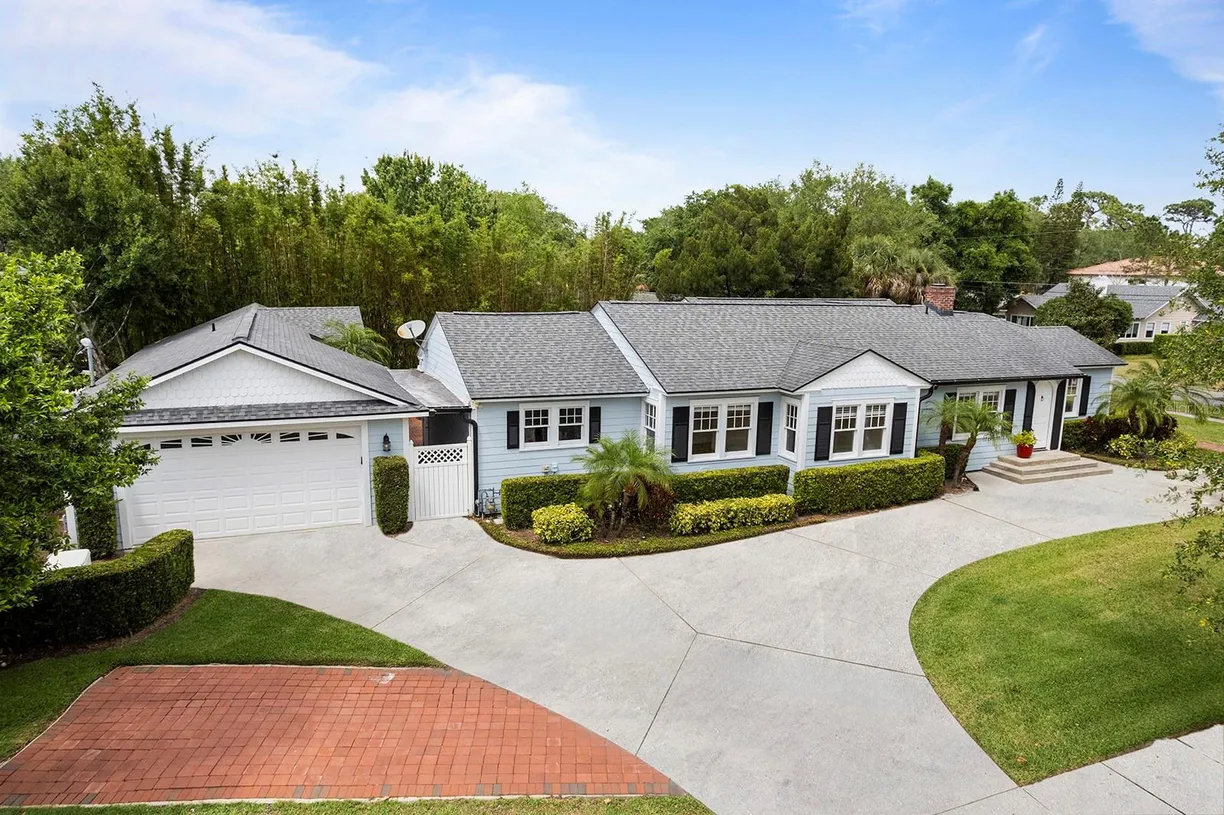 Central Florida Real Estate | View 1702 N WESTMORELAND DRIVE | 5 Beds, 5 Baths