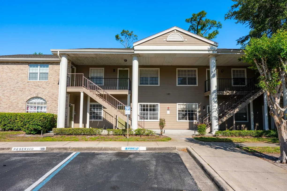 Central Florida Real Estate | View 133 RESERVE CIRCLE, 109 | 2 Beds, 2 Baths