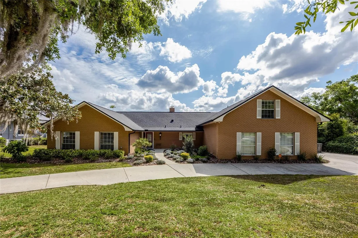 Central Florida Real Estate | View 789 ERROL PARKWAY | 4 Beds, 4 Baths