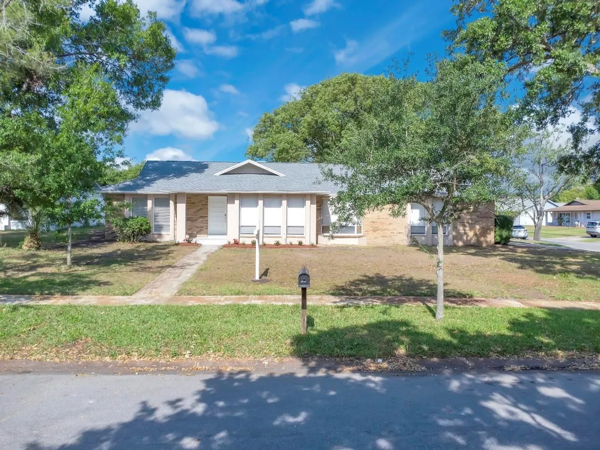 Central Florida Real Estate | View 1030 GRAN PASEO DRIVE | 3 Beds, 2 Baths