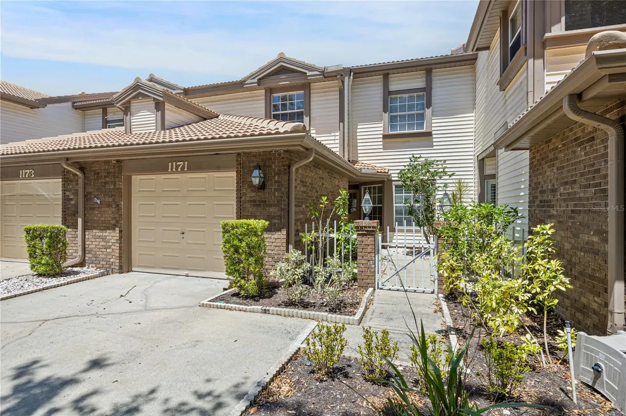 Sarasota/St. Petersburg Real Estate | View 1171 CLAYS TRAIL | Listing