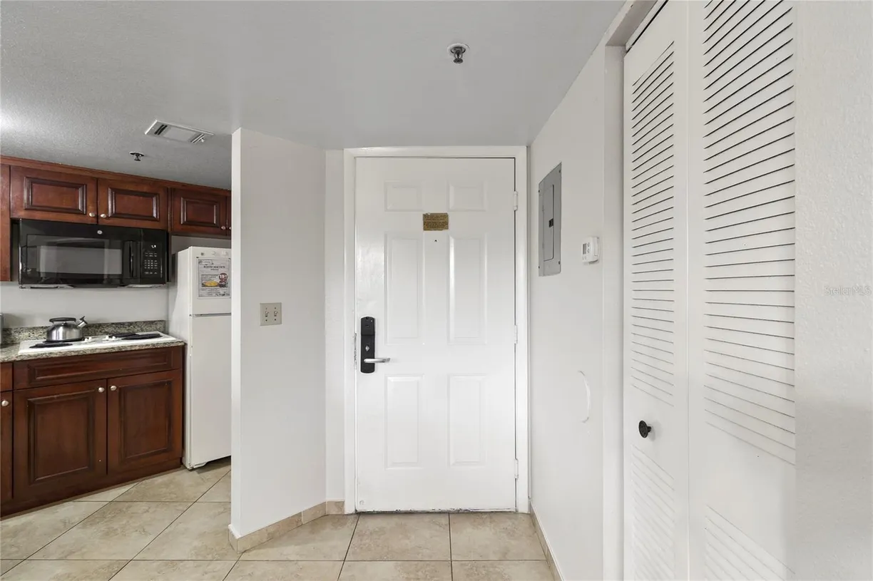 Central Florida Real Estate | View 6402 PARC CORNICHE DRIVE, #5304 | Listing