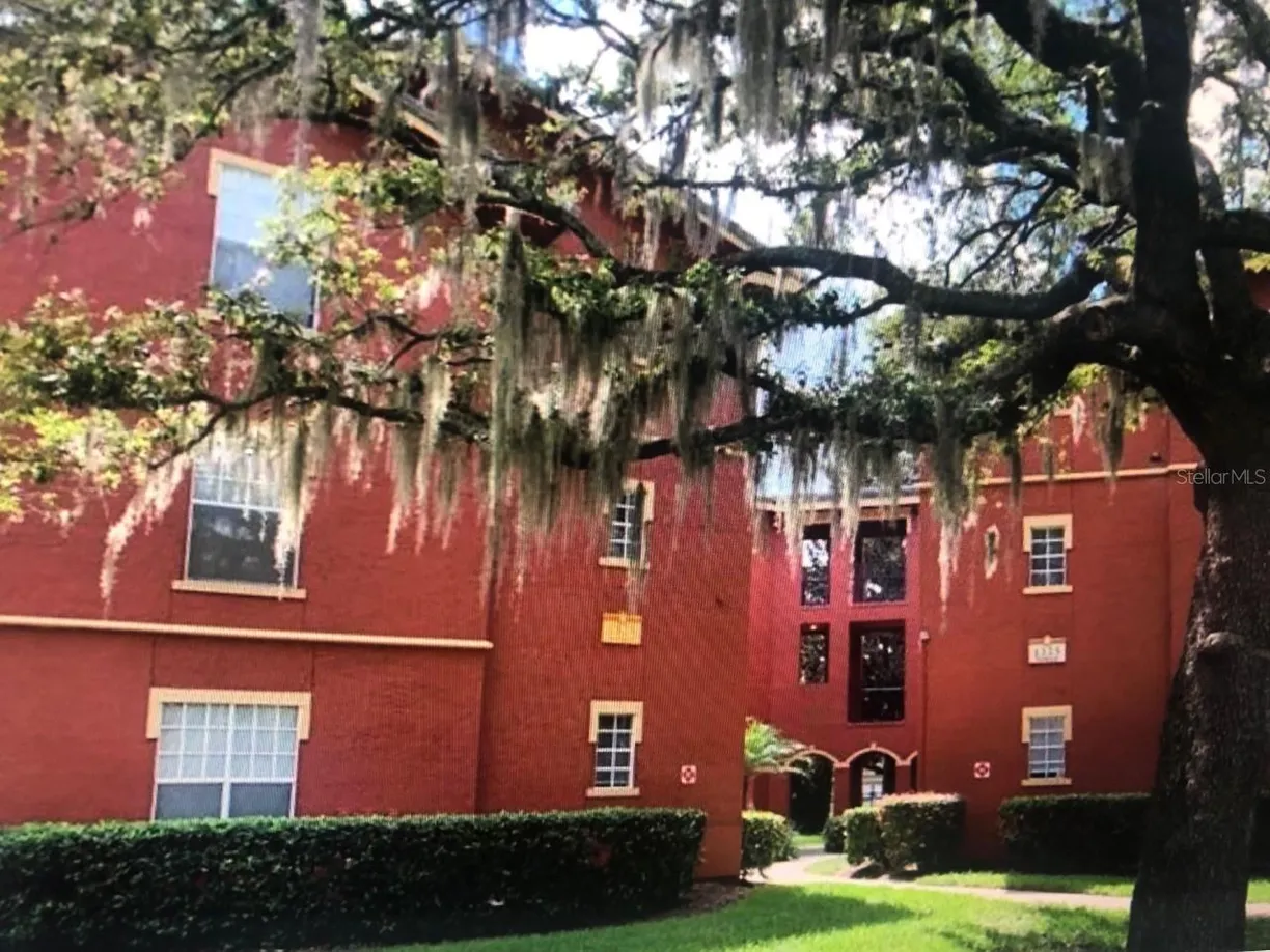 Central Florida Real Estate | View 1325 ROTONDA POINT, 117 | 1 Bed, 1 Bath