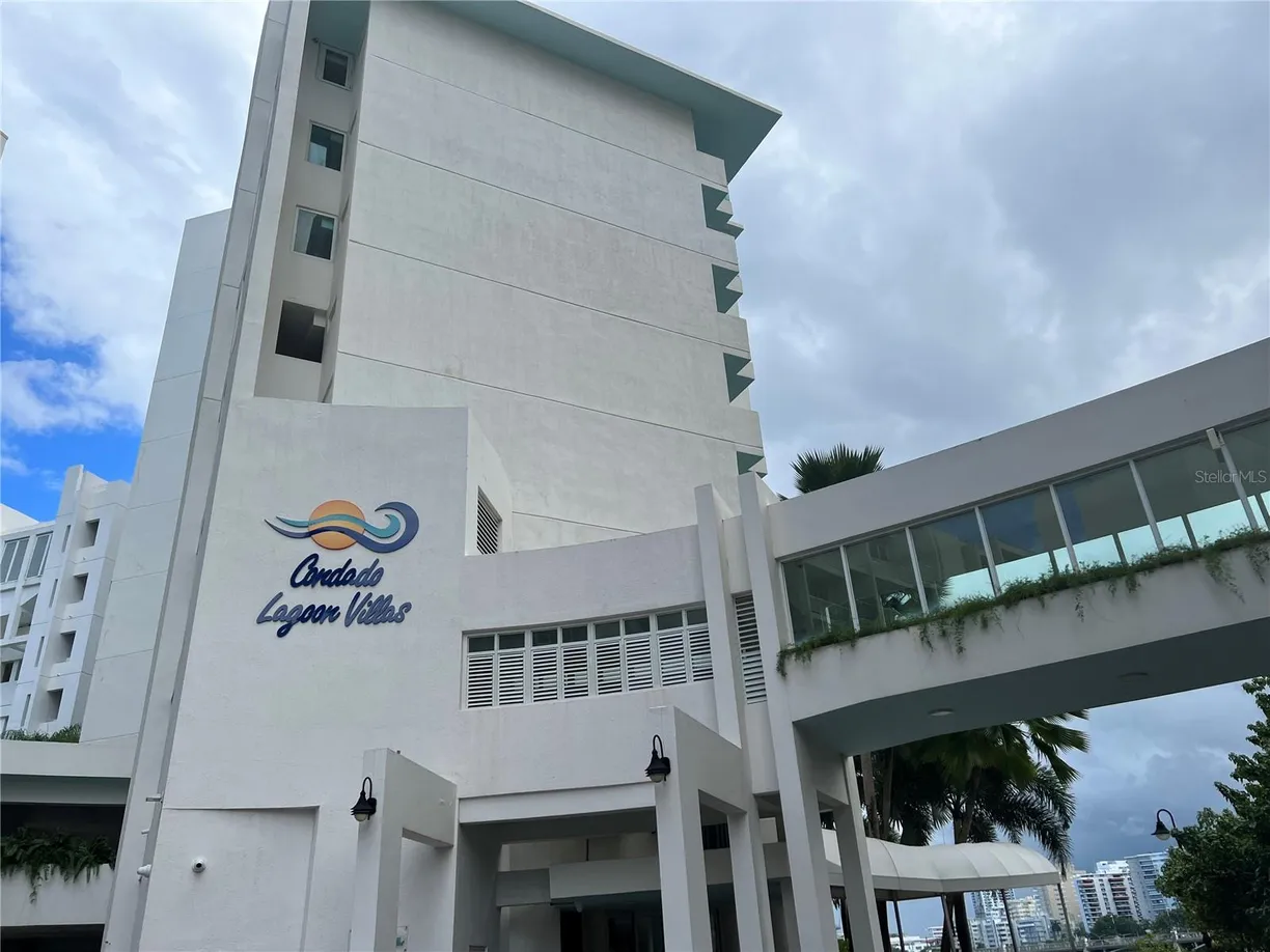 Puerto Rico Real Estate | View 15 SAN GERONIMO, 208 | 2 Beds, 2 Baths