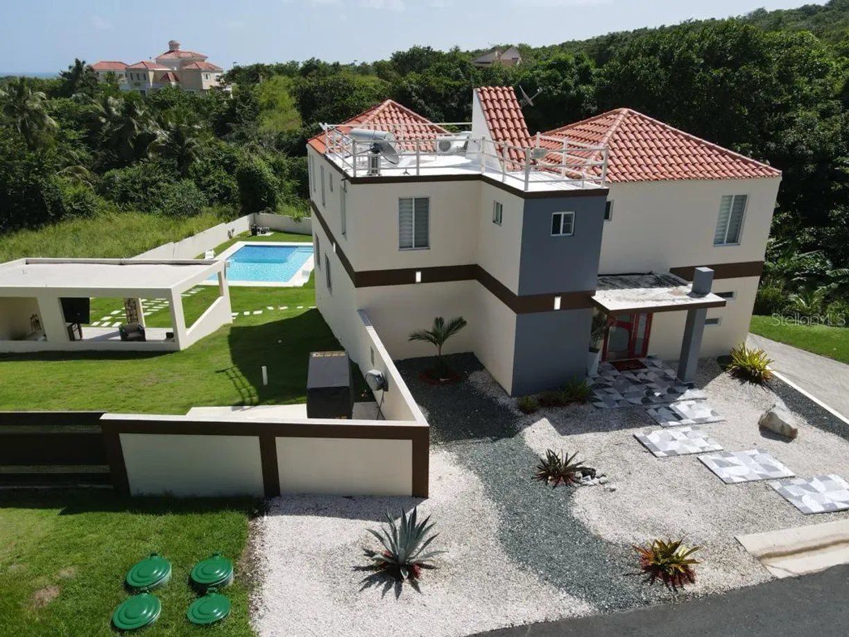 Puerto Rico Real Estate | View 40 ROBLE VALLEY, 40 | 4 Beds, 3 Baths