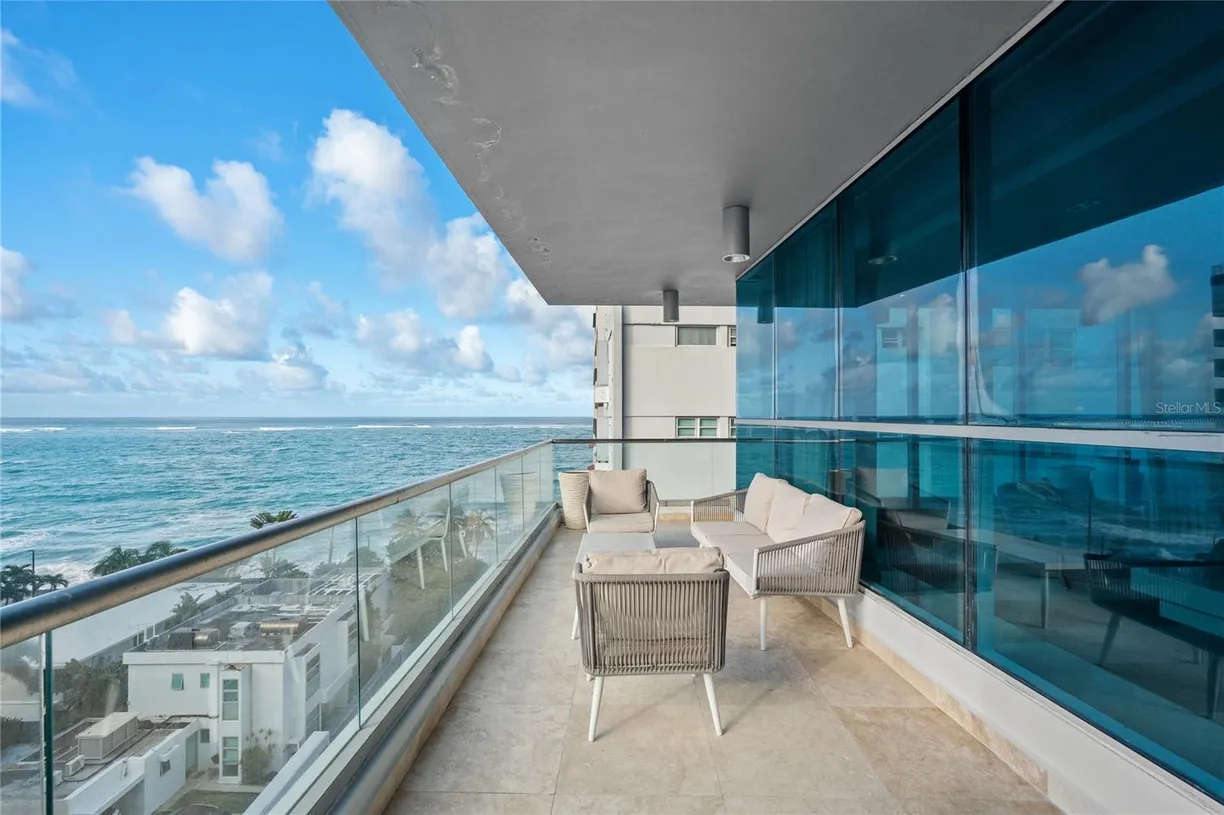 Puerto Rico Real Estate | View 7 MANUEL RODRIGUEZ SERRA, 7 | 3 Beds, 2 Baths