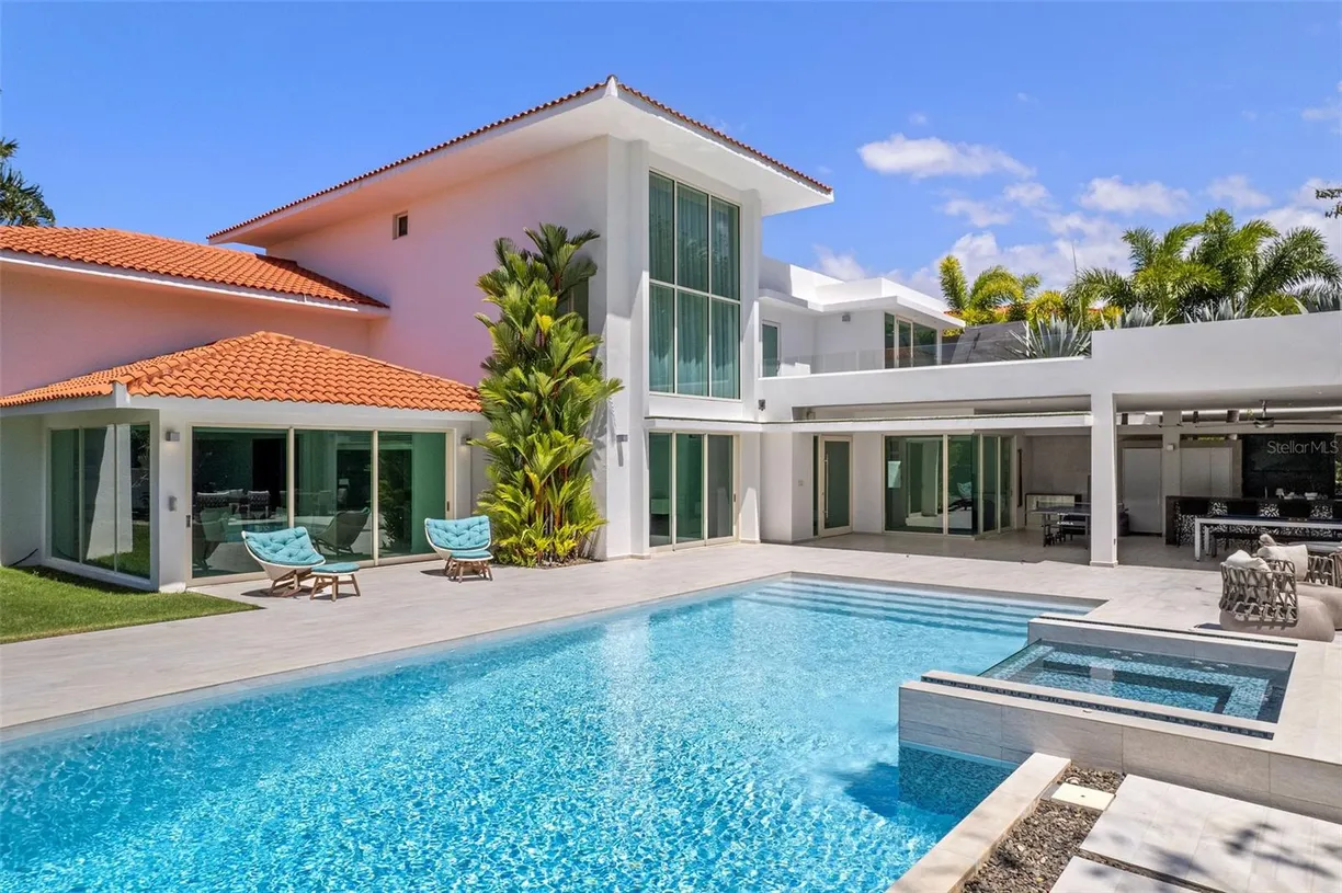 Puerto Rico Real Estate | View 336 DORADO BEACH EAST | 6 Beds, 8 Baths