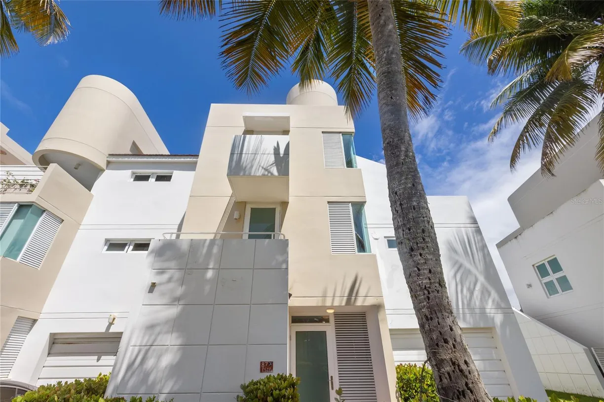 Puerto Rico Real Estate | View 87 VILLAS DE GOLF ESTE | 4 Beds, 4 Baths