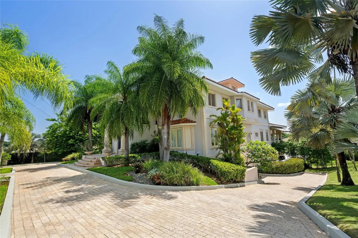 Puerto Rico Real Estate | View 2003 JOSE FIDALGO DIAZ | Listing