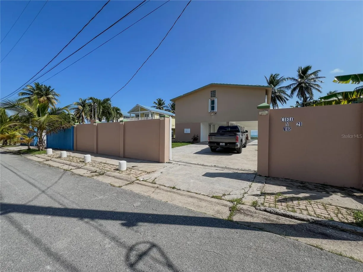 Puerto Rico Real Estate | View 21 CALLE LA OLA | Listing