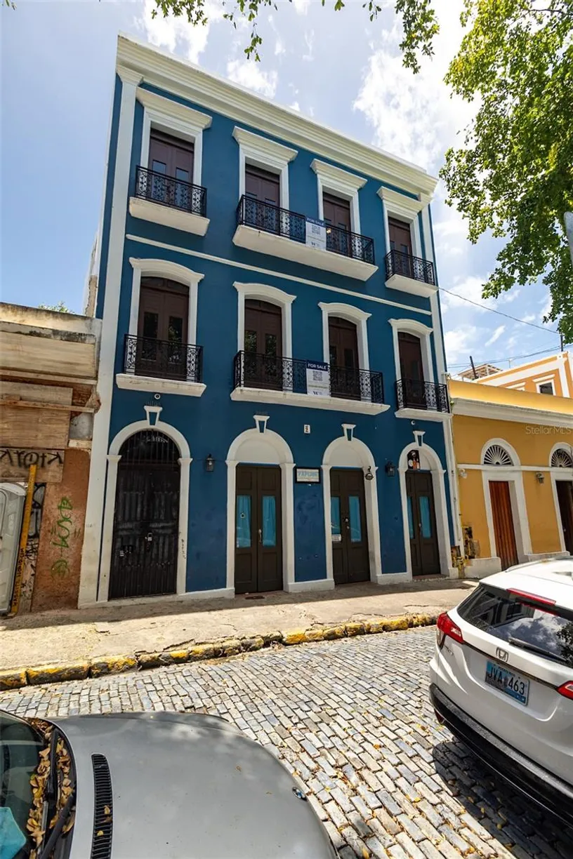 Puerto Rico Real Estate | View 9 CALLE DEL MERCADO | 6 Beds, 5 Baths