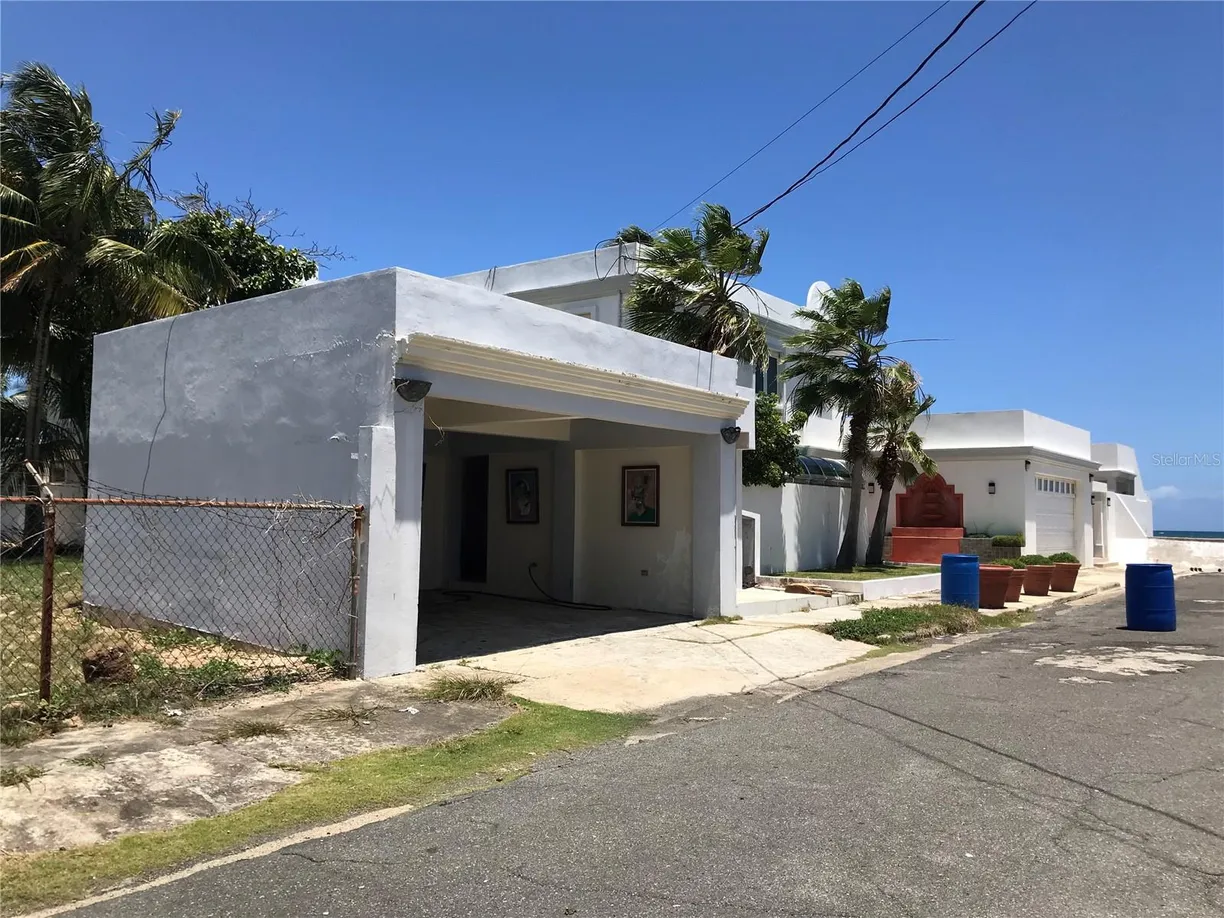 Puerto Rico Real Estate | View 2 EMAJAGUA | Listing