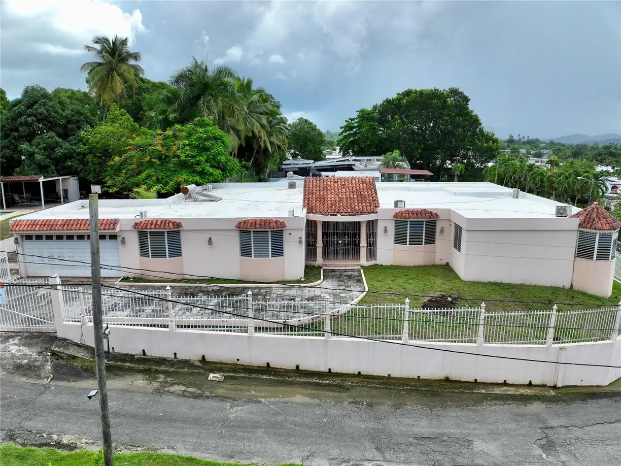Puerto Rico Real Estate | View PR-199 LAS CUEVAS WARD CALLE JUAN BORIA, 344 | 5 Beds, 4 Baths